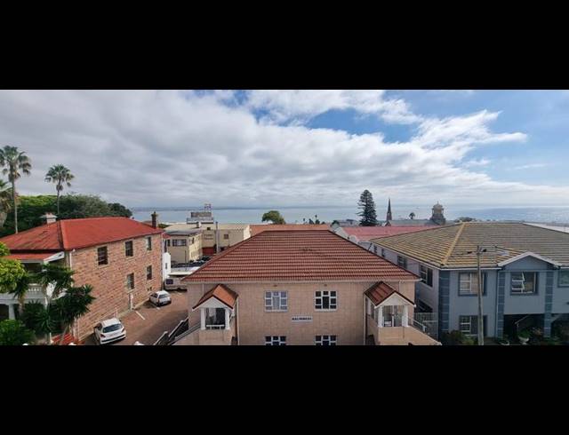 4 BEDROOM HOUSE FOR SALE IN MOSSEL BAY CENTRAL